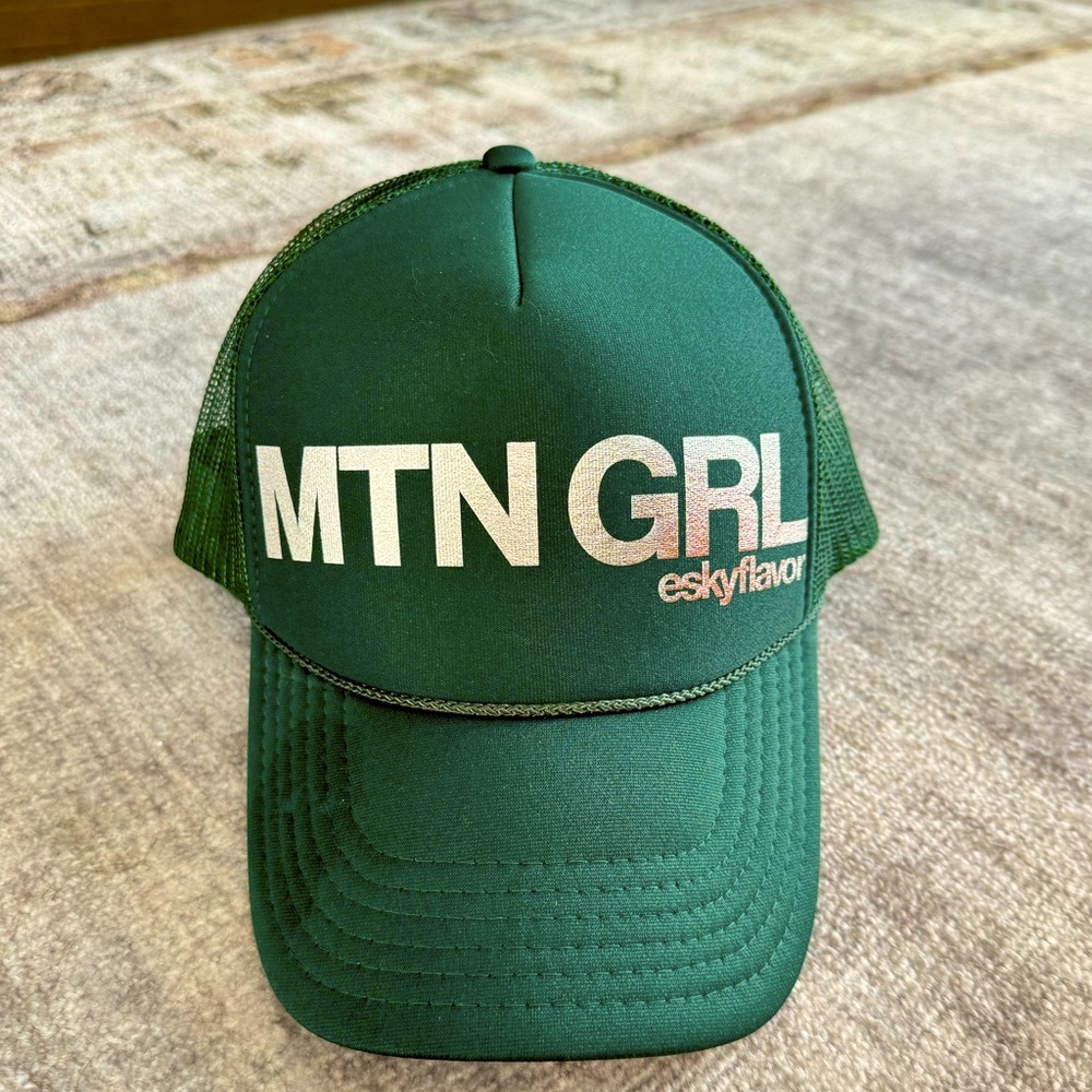 EskyFlavor
Custom hat, one size